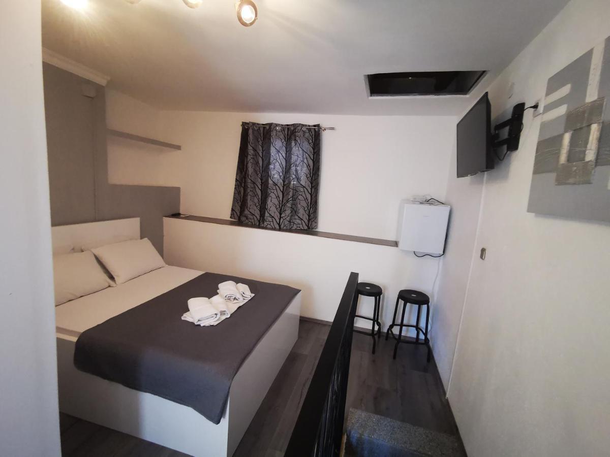 Rooms Pama Split Bagian luar foto